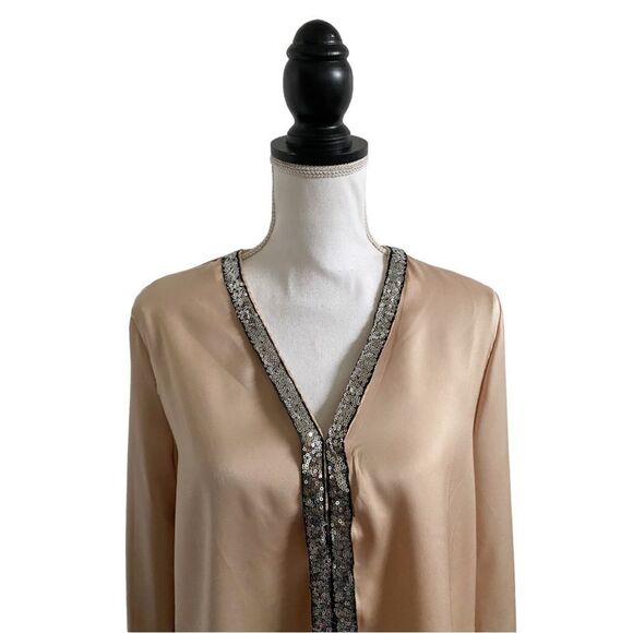 Beige & Black Contrast Sequin V Neck Long Sleeve Blouse Women’s Size Medium - Picture 4 of 6